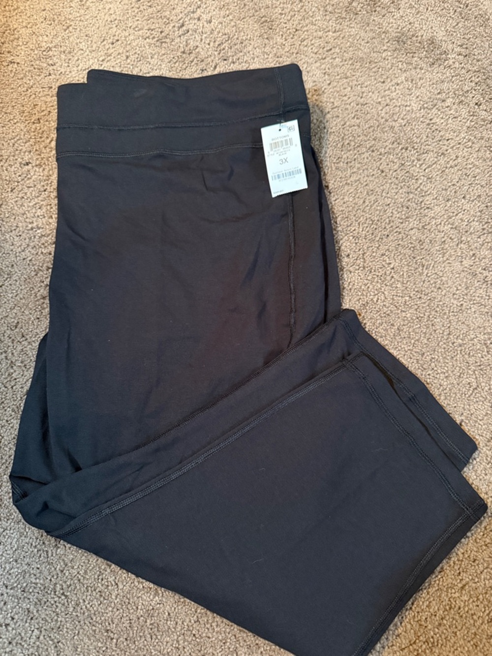 Black Active Crop Capri Women’s Size 3X NWT